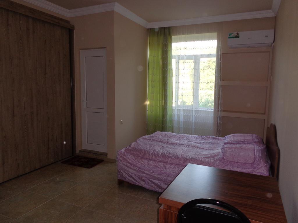 Guest House Vitali โกนิโอ ภายนอก รูปภาพ