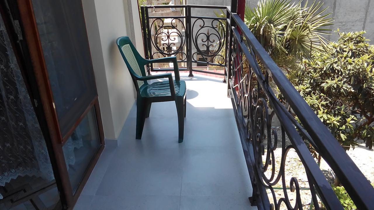 Guest House Vitali โกนิโอ ภายนอก รูปภาพ