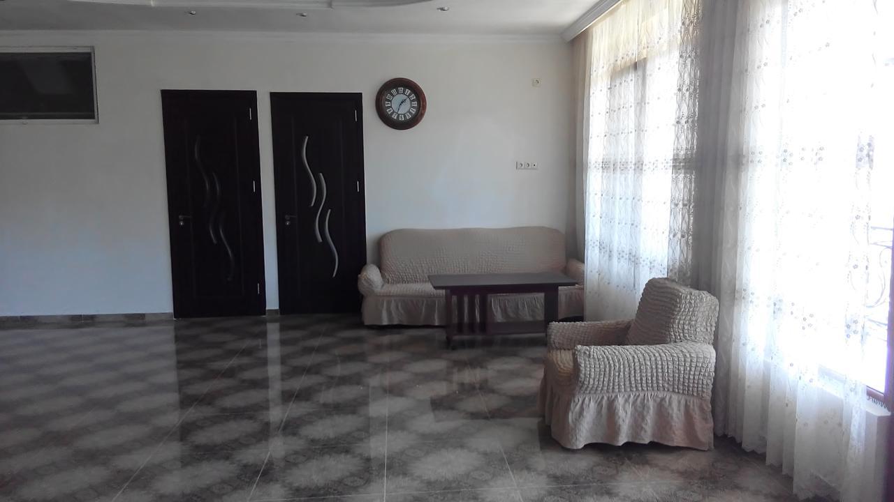 Guest House Vitali โกนิโอ ภายนอก รูปภาพ